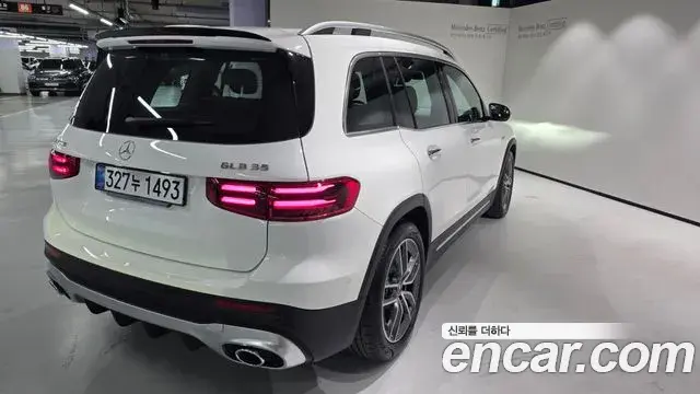 Mercedes-Benz GLB-Class 2026 — Фото 3/20