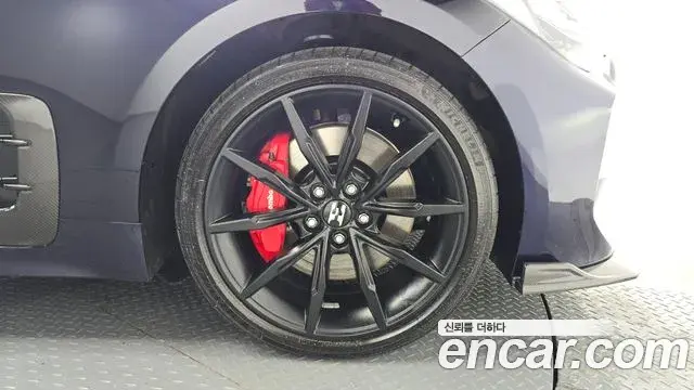 Kia Stinger Meister 2020 — ფოტო 15/33