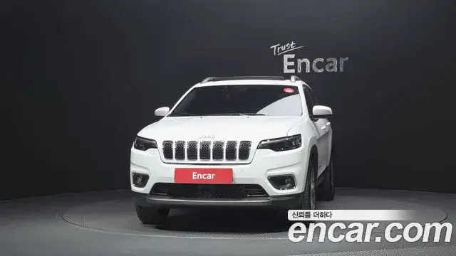 Jeep Cherokee 2020 — Фото 3/20