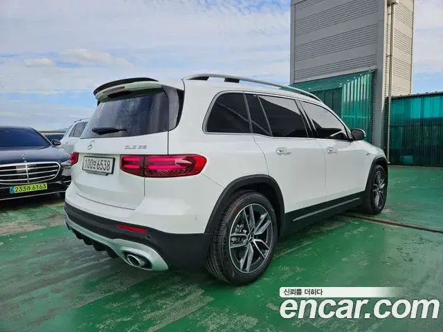 Mercedes-Benz GLB-Class 2026 — Фото 12/12