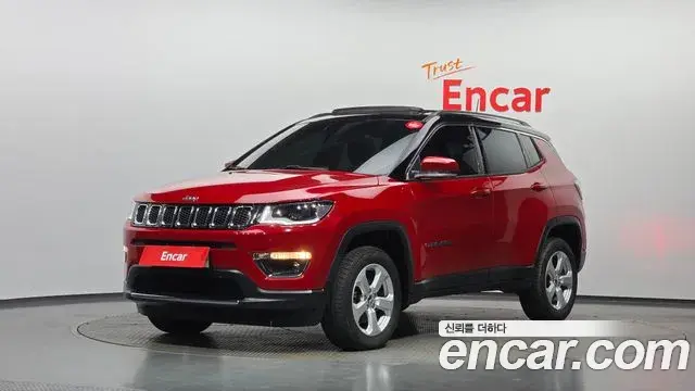 Jeep Compass 2018 — Фото 1/20