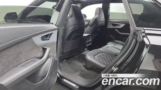 Audi Q7 2022 — Фото 12/20