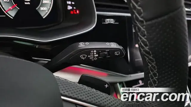Audi Q7 2022 — Фото 15/20