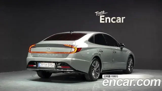 Hyundai Sonata 2021 — Фото 2/20