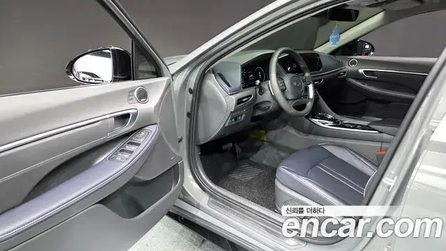 Hyundai Sonata 2021 — Фото 10/20