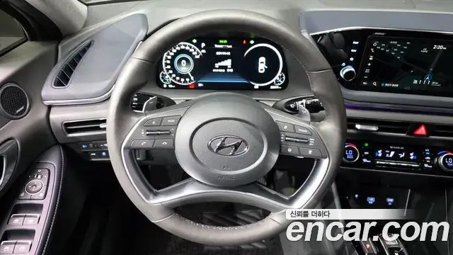 Hyundai Sonata 2021 — Фото 14/20