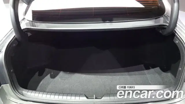 Hyundai Sonata 2021 — Фото 17/20
