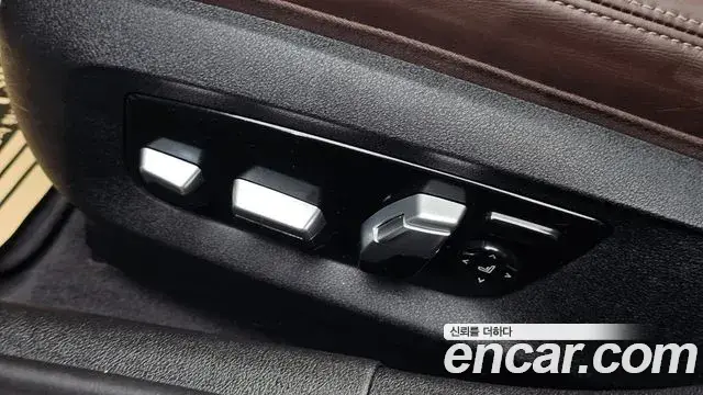 BMW 5 Series 2018 — Фото 20/20