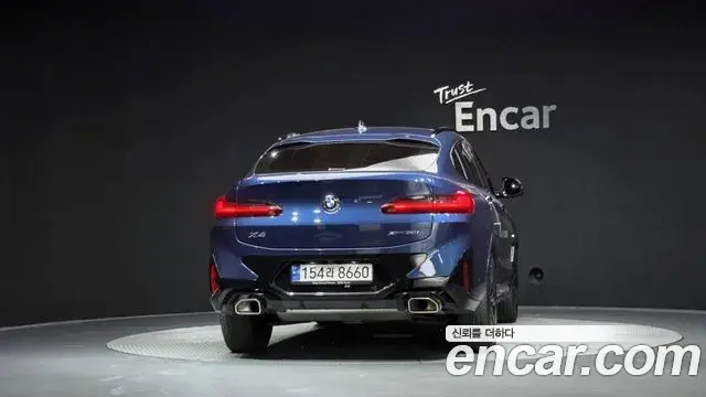 BMW X4 2023 — Фото 4/20