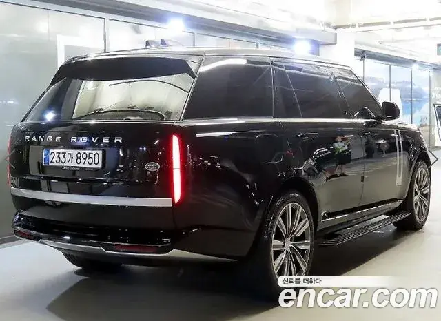 Land Rover Range Rover 2023 — Фото 3/20