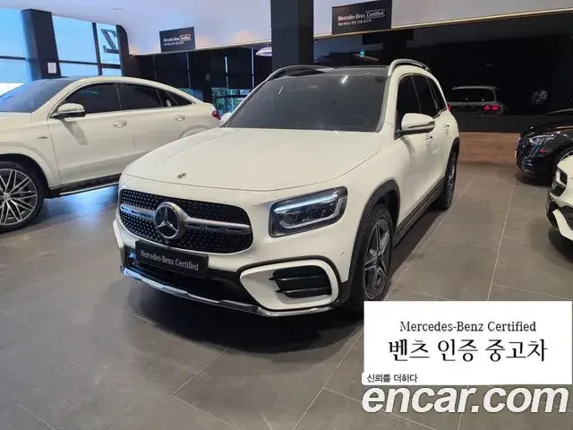 Mercedes-Benz GLB-Class 2026 — Фото 9/20
