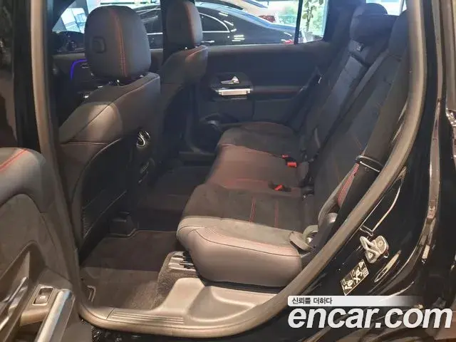 Mercedes-Benz GLB-Class 2025 — Фото 11/20