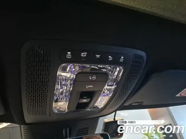 Mercedes-Benz GLB-Class 2025 — Фото 17/20