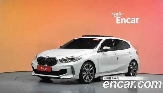 BMW 1 Series 2024 — Фото 1/20