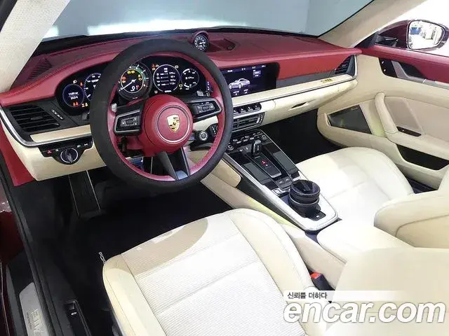 Porsche 911 2021 — Фото 10/20