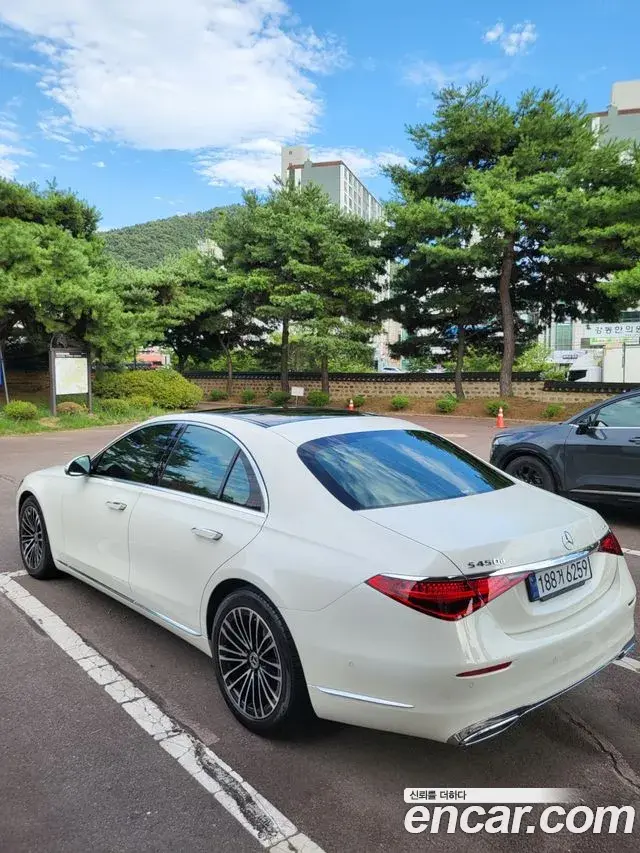 Mercedes-Benz S-Class 2022 — Фото 11/20