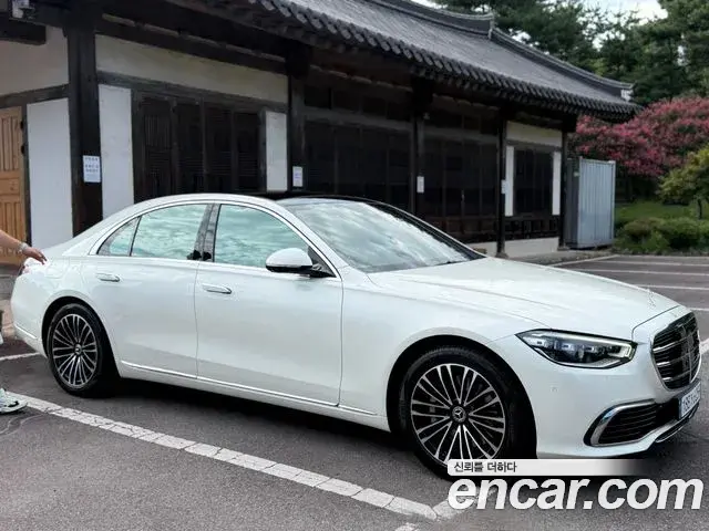 Mercedes-Benz S-Class 2022 — Фото 12/20