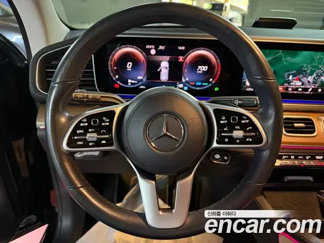 Mercedes-Benz GLE-Class 2021 — Фото 11/20