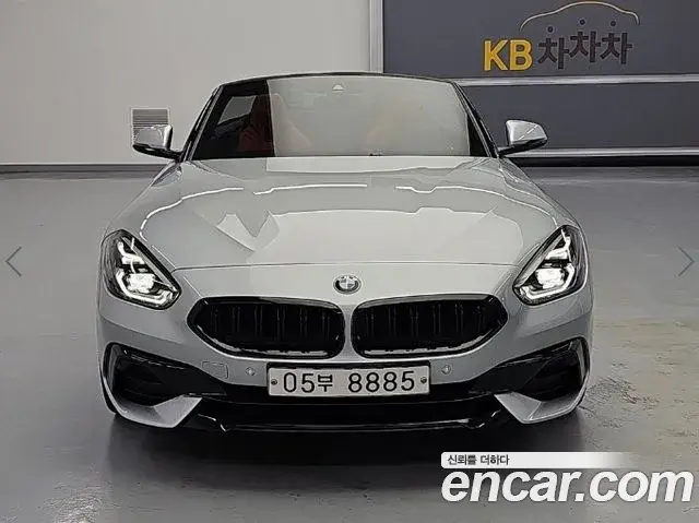 BMW Z4 2019 — Фото 3/19