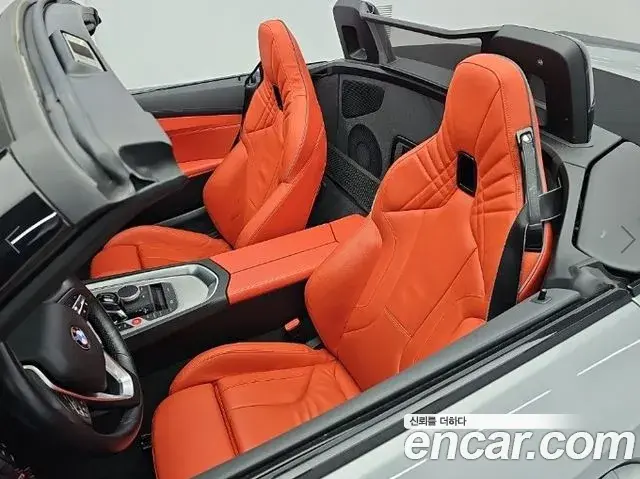 BMW Z4 2019 — Фото 10/19