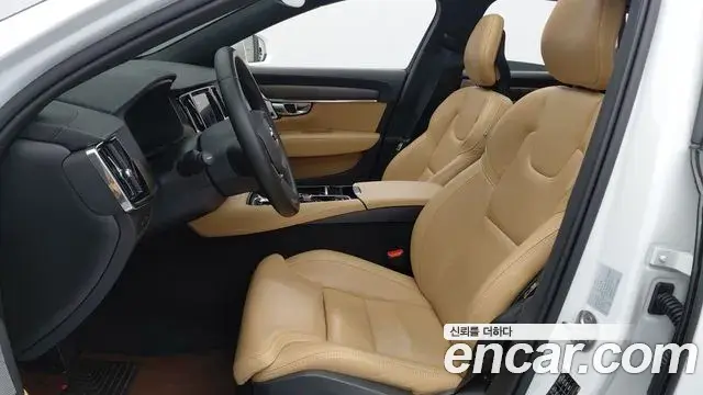 Volvo S90 2022 — Фото 17/20