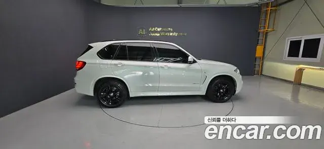 BMW X5 2018 — Фото 13/20
