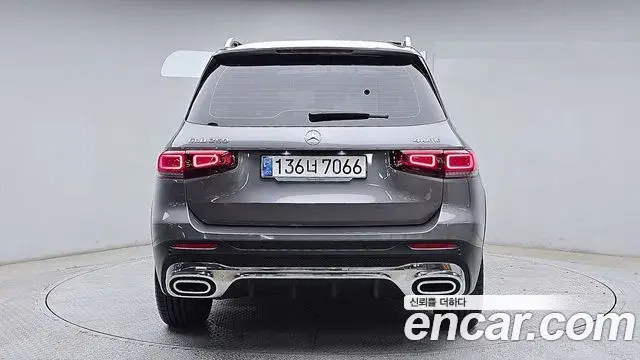 Mercedes-Benz GLB-Class 2023 — Фото 4/20