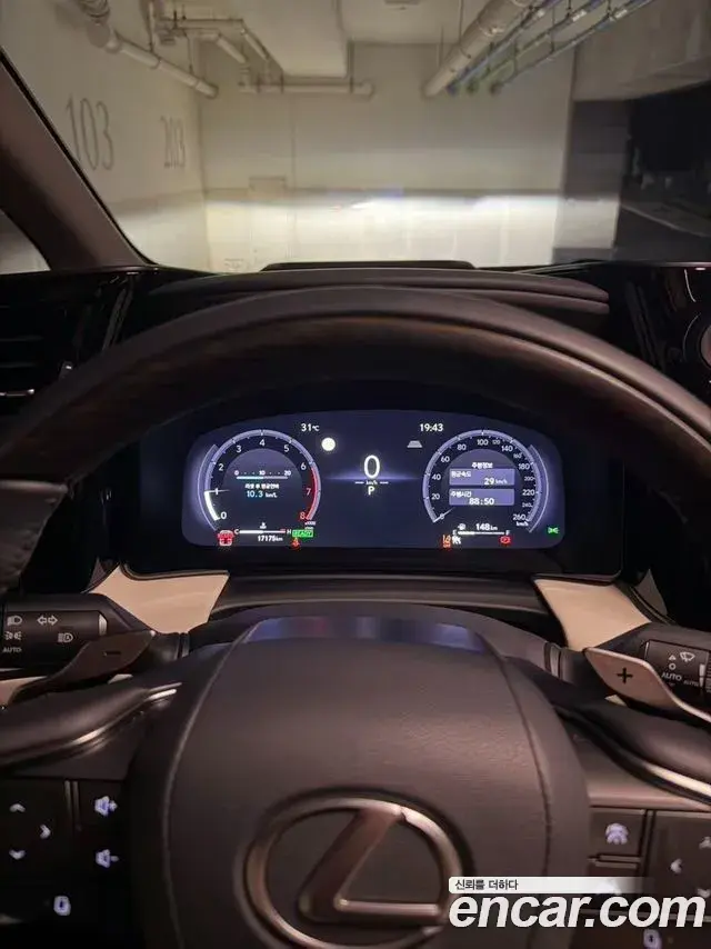 Lexus LM 2025 — Şəkil 4/8