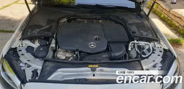 Mercedes-Benz C-Class 2019 — Фото 3/6