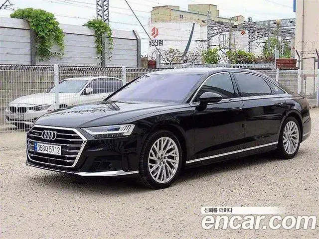 Audi A8 2020 — Фото 9/20
