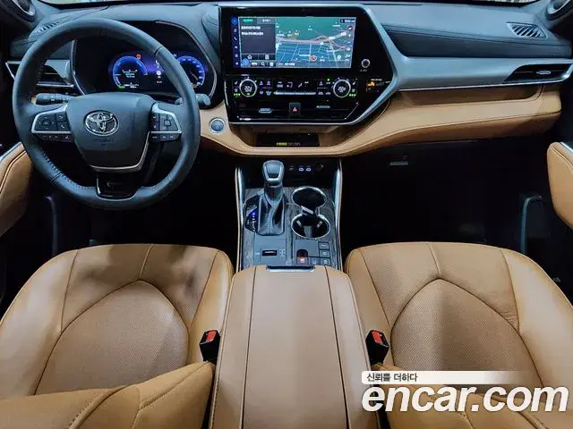 Toyota Highlander 2025 — Фото 10/20