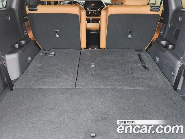 Toyota Highlander 2025 — Фото 19/20