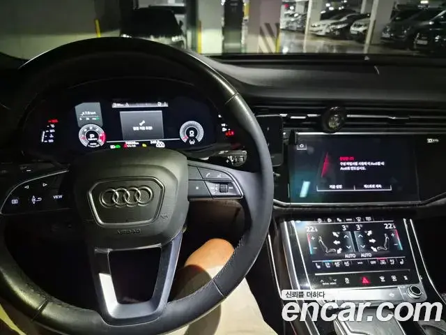 Audi Q7 2021 — Фото 9/20