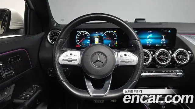 Mercedes-Benz EQA 2023 — ფოტო 1/36