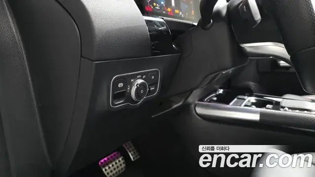 Mercedes-Benz EQA 2023 — ფოტო 30/36