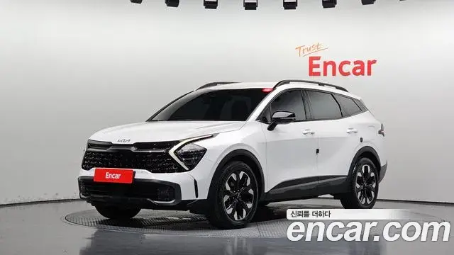 Kia Sportage 2022 — Фото 1/20