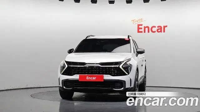 Kia Sportage 2022 — Фото 3/20