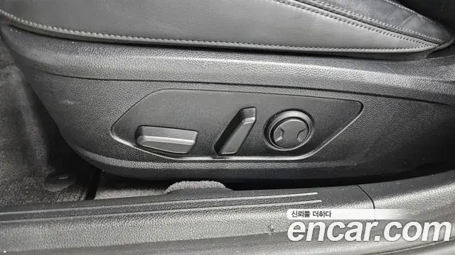 Kia K5 2022 — Photo 27/30