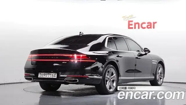 Genesis G90 2023 — Фото 2/20
