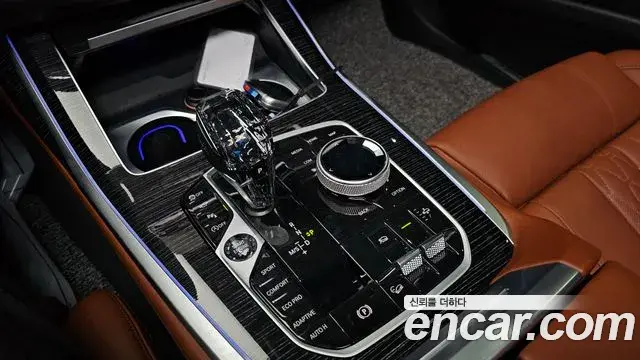 BMW X7 2022 — Фото 9/20