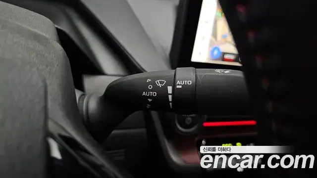 Toyota Prius 2023 — Şəkil 2/30