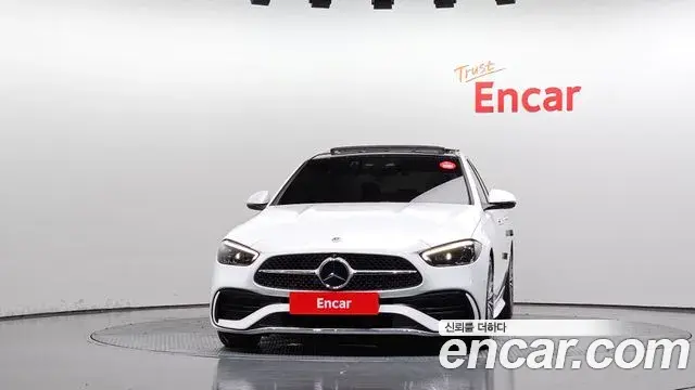 Mercedes-Benz C-Class 2023 — Фото 3/20