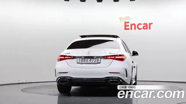 Mercedes-Benz C-Class 2023 — Фото 4/20