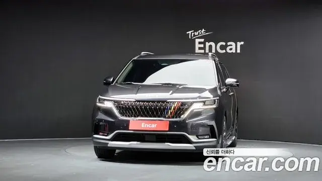 Kia Carnival 2021 — Фото 3/20
