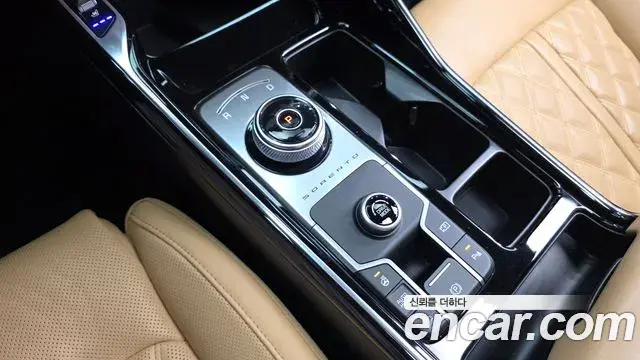 Kia Sorento 2022 — Фото 9/20