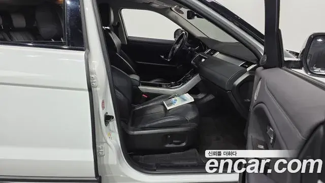 Land Rover Range Rover Evoque 2018 — ფოტო 25/34