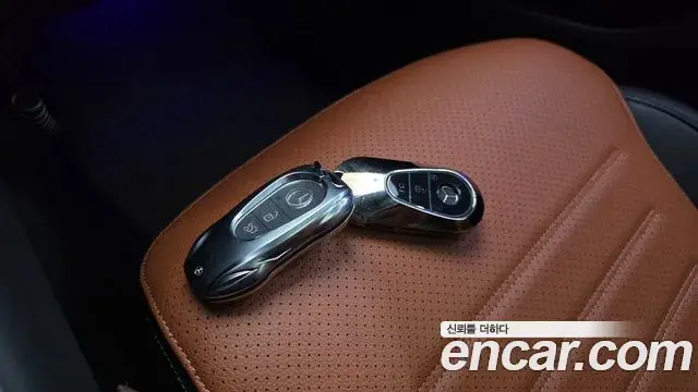 Mercedes-Benz GLC-Class 2024 — ფოტო 14/35