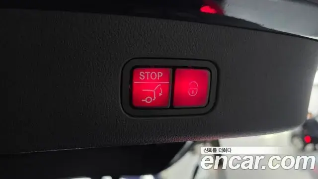 Mercedes-Benz GLC-Class 2024 — ფოტო 22/35