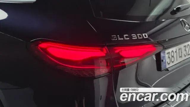Mercedes-Benz GLC-Class 2024 — ფოტო 25/35