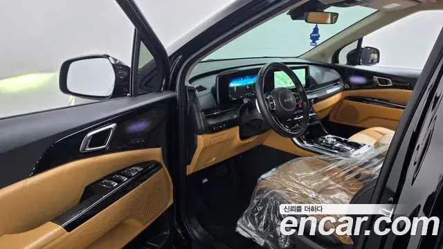 Kia Carnival 2023 — Фото 10/20